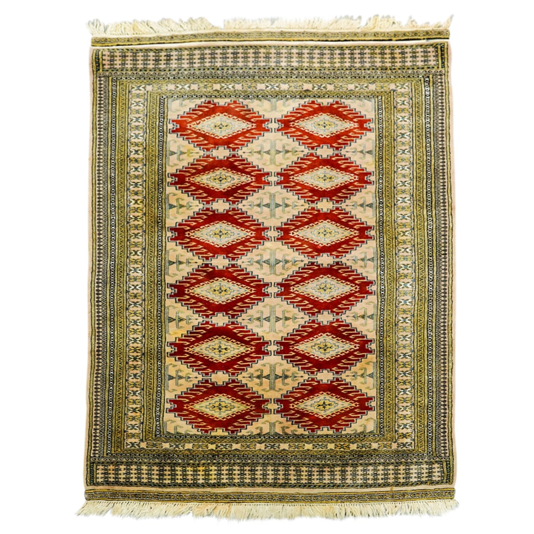Pakistani Wool Rug (1 of 12)