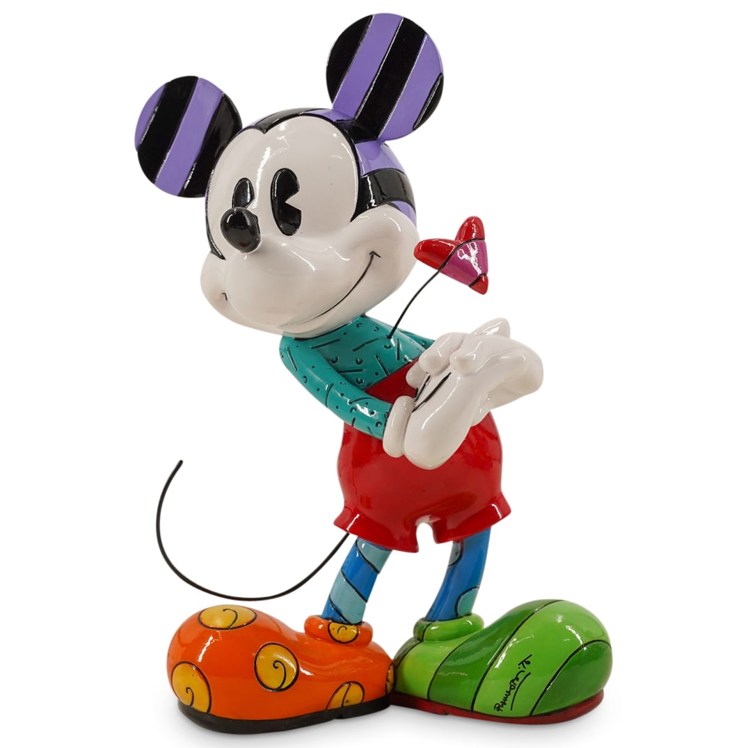 Disney by Britto "Mickey Mouse By Heart" Polyresin Sculpture (1 of 7)