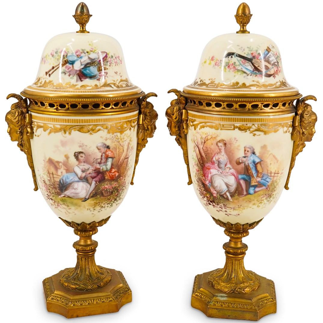 Antique Pair of Gilt French Sevres Urns (1 of 20)