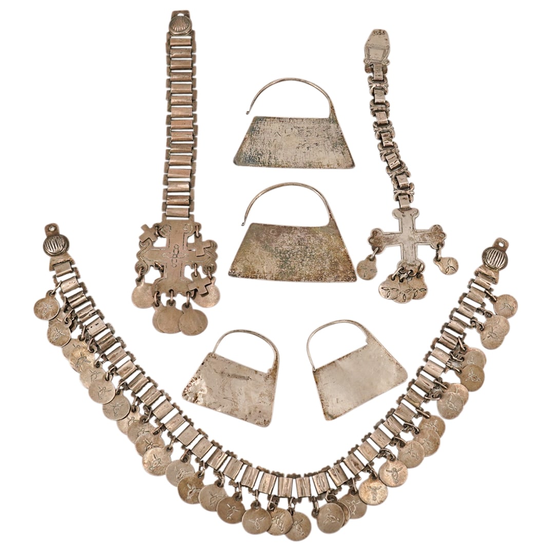 (7Pc) South American Mapuche Silver Jewelry Set (1 of 20)