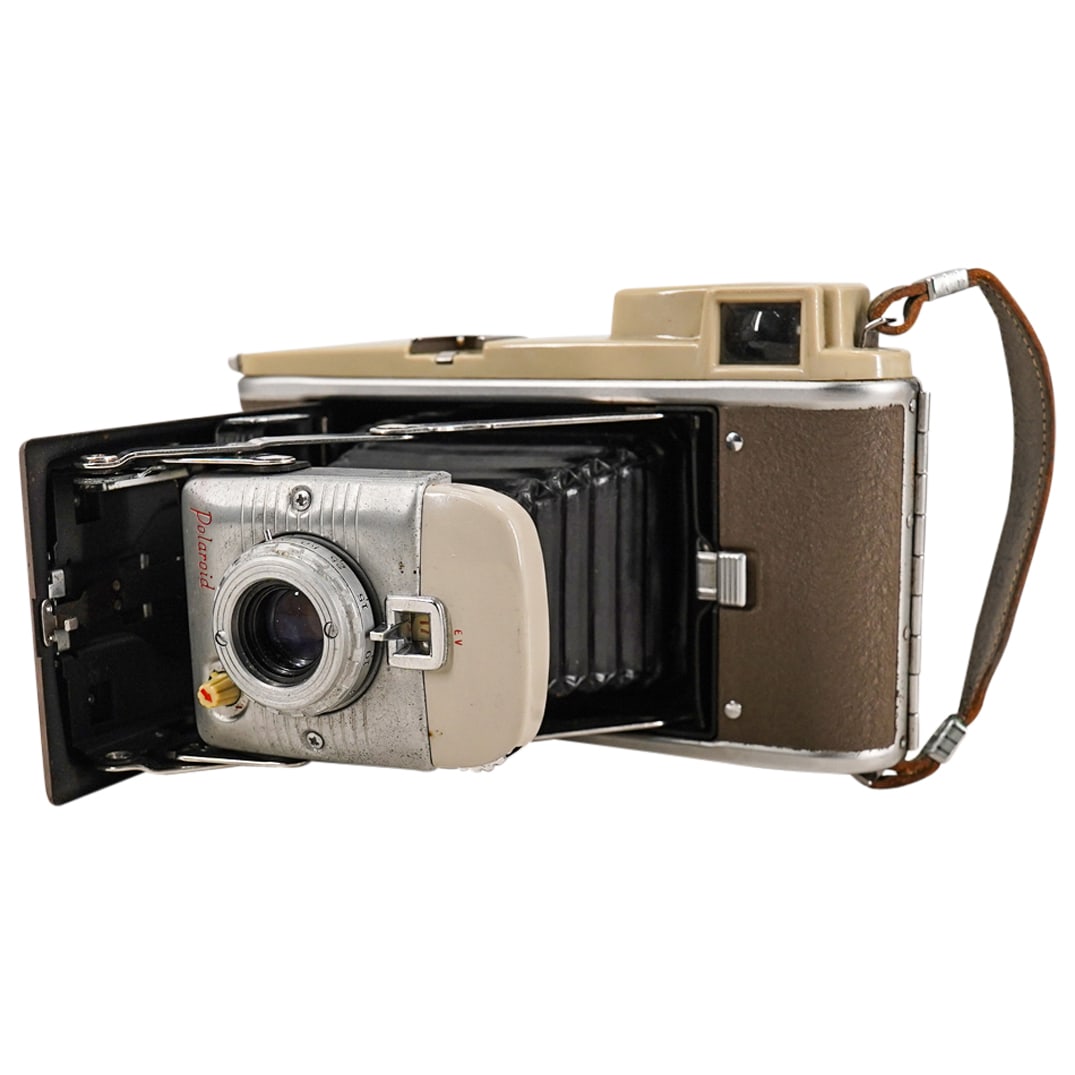 Polaroid Film Camera Model 80 (1 of 16)