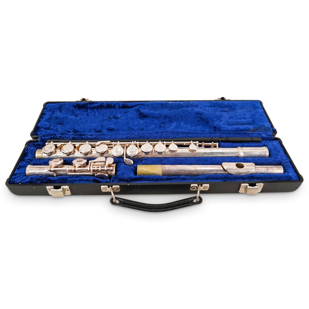 Gemeinhardt Model 2SP Student Flute (1 of 10)