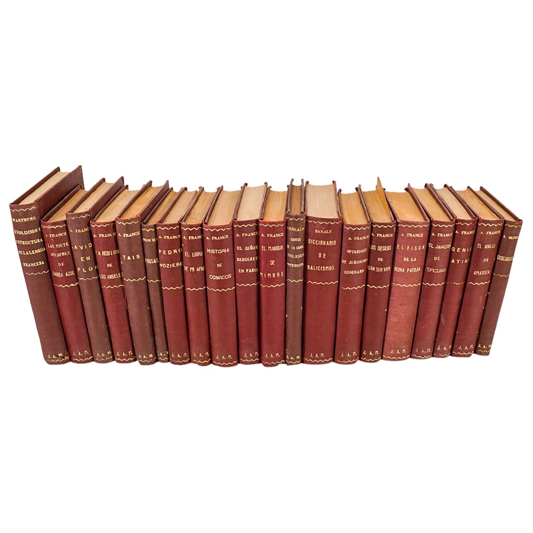 (20) Anatole, France Books: DESCRIPTION: (20) Anatole, France Books CIRCA: (20) Anatole, France books, hard bound in red book cloth novels with gold foiled titles. ORIGIN: Spain DIMENSIONS: H: 7.25" W: 5.25" CONDITION: Fair cond