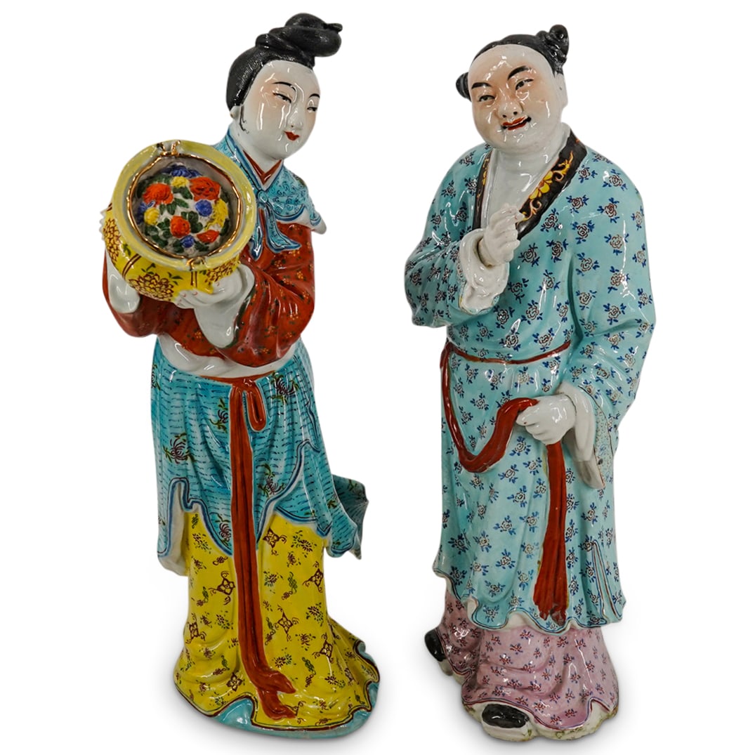 Pair Of Vintage Chinese Porcelain Robed Figures (1 of 20)