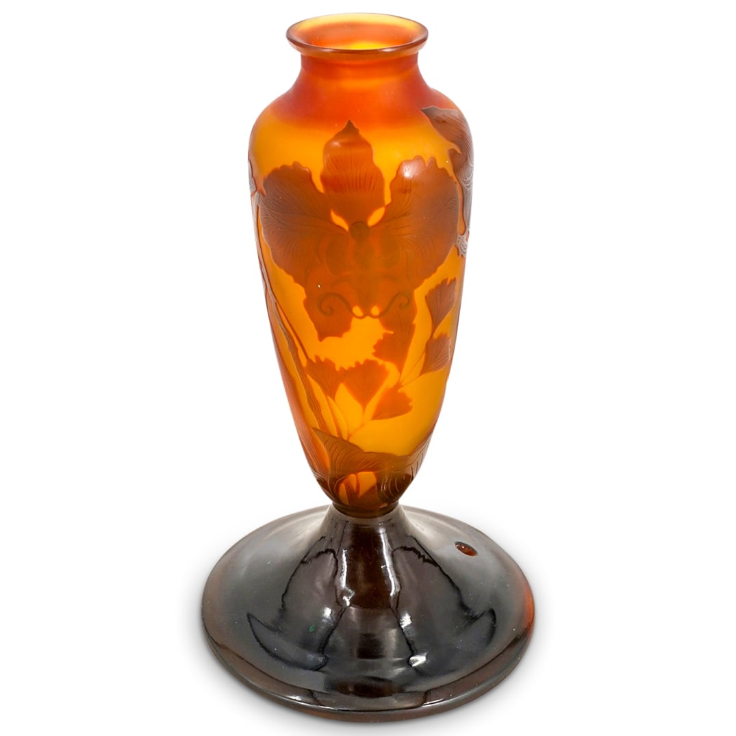 D'Argental Cameo Glass Lamp Base: DESCRIPTION: D'Argental cameo glass lamp base. Signed D Argental to the side. CIRCA: 1920 ORIGIN: France DIMENSIONS: H: 9.5" D: 5.125" CONDITION: Excellent condition, no fittings. Unless otherwise sta
