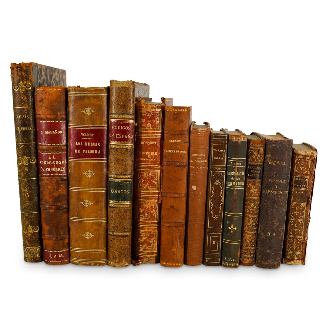 (12 Pc) Antique Spanish & French Books: DESCRIPTION: Twelve books in Spanish, Portuguese, and French on various subjects. Title and author listing is as follows: Discours sur L'Histoire Universelle ("Discourse on the History of the World") 