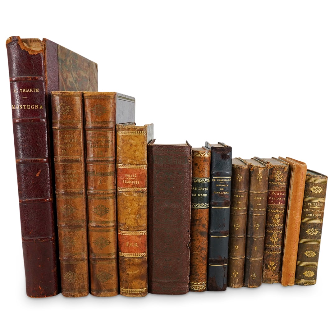 (12 Pc) Antique Spanish, Portuguese, & French Books: DESCRIPTION: Twelve books in Spanish, Portuguese, and French on various subjects. Title and author listing is as follows: Obras ("Works") by Arthur Schopenhauer (1950) Genio del Cristianismo ("The Gen