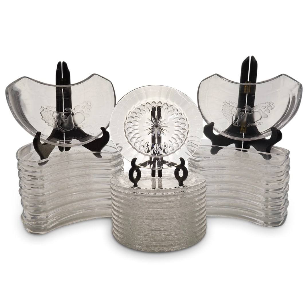 (31 Pc) Val St. Lambert Plates And Hors D'oeuvre Dishes (1 of 6)