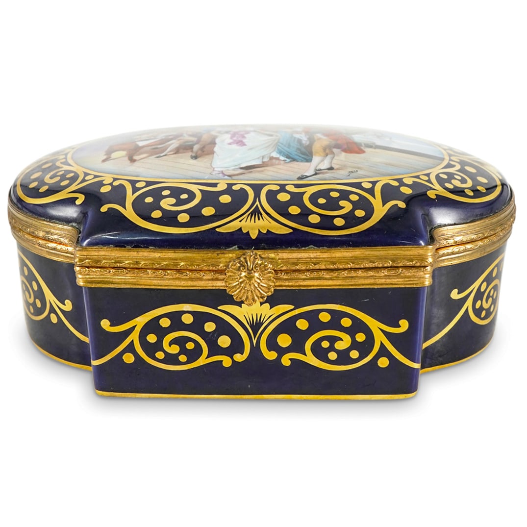 Antique French Porcelain Chateau Des Reves Vanity Box (1 of 9)