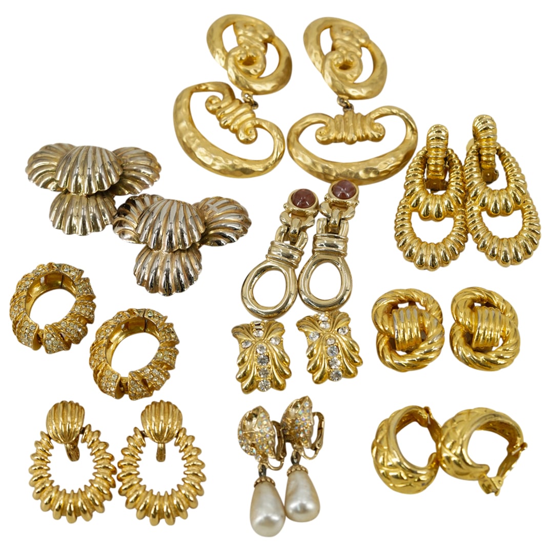 (10 Pc) Vintage Costume Jewelry Assorted Earrings Grouping Set (1 of 18)