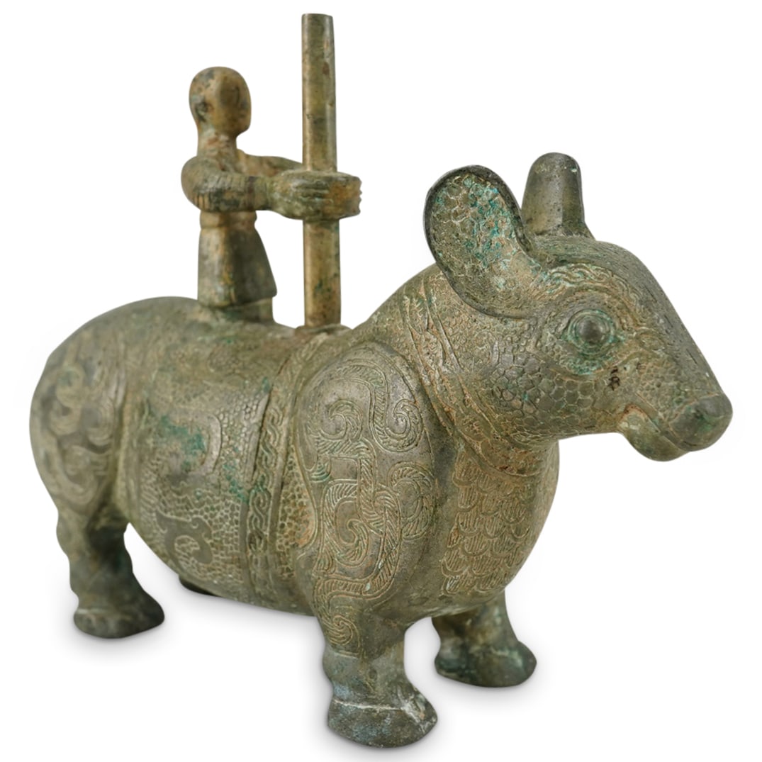 Chinese Archaic Bronze Figure of a tapir (1 of 8)