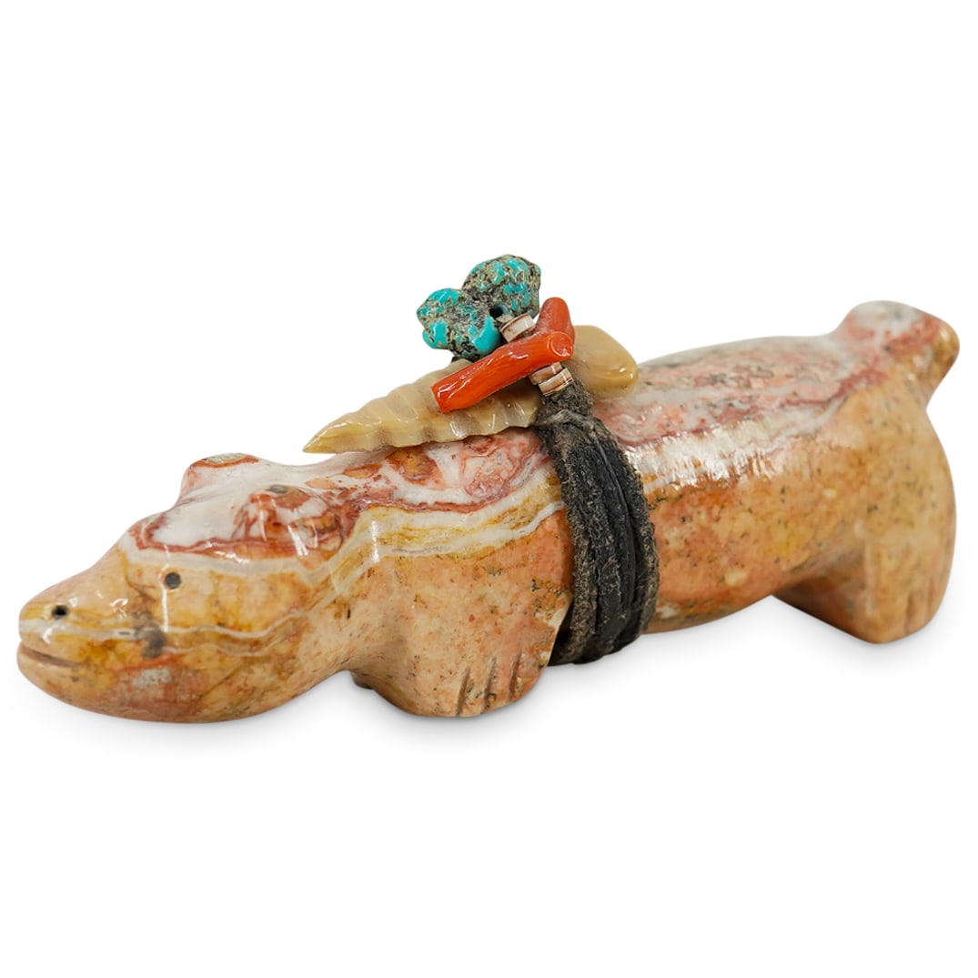 Zuni Indian Fetish Dolomite Wolf Carving Fetish Amulet (1 of 5)