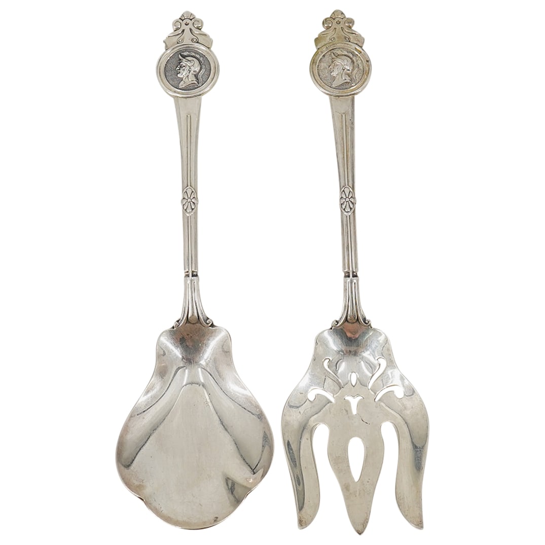 (2 Pc) Gorham Medallion Sterling Silver Serving Utensils (1 of 12)