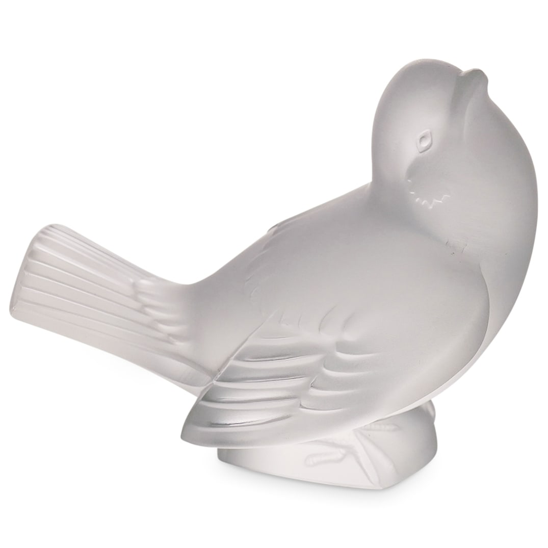 Lalique Crystal "Sparrow-Head Up" Bird Figurine: DESCRIPTION: Lalique crystal sparrow bird "Moqueur" paperweight figurine depicting a "Sparrow With Head Up" in frosted crystal. Style: 11606. Marked "Lalique France". CIRCA: 20th Century ORIGIN: Franc