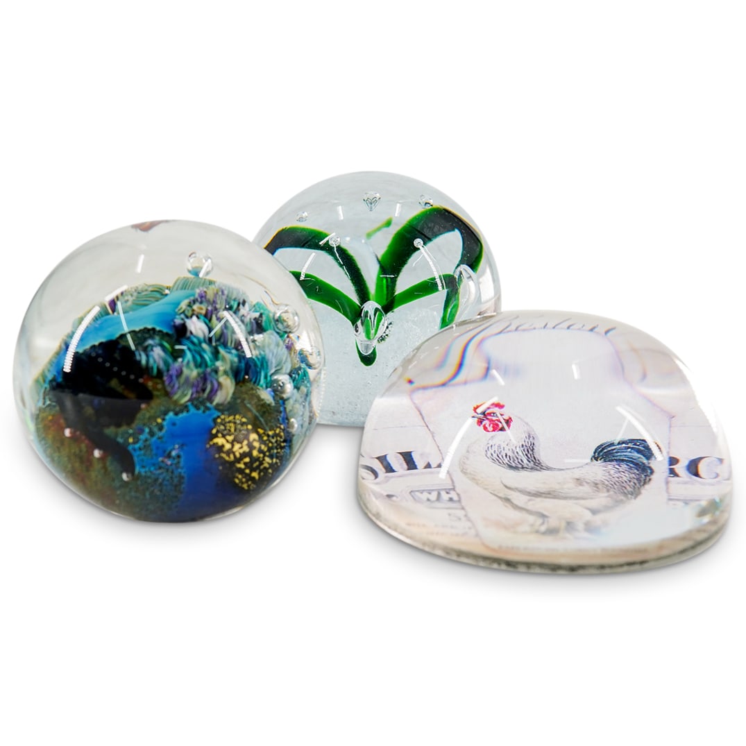 (3Pc) Glass Paperweight Collection (1 of 12)