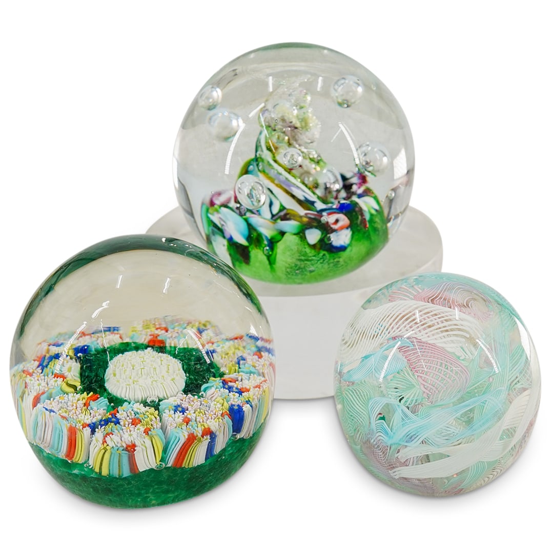 (3Pc) Glass Paperweight Collection (1 of 11)
