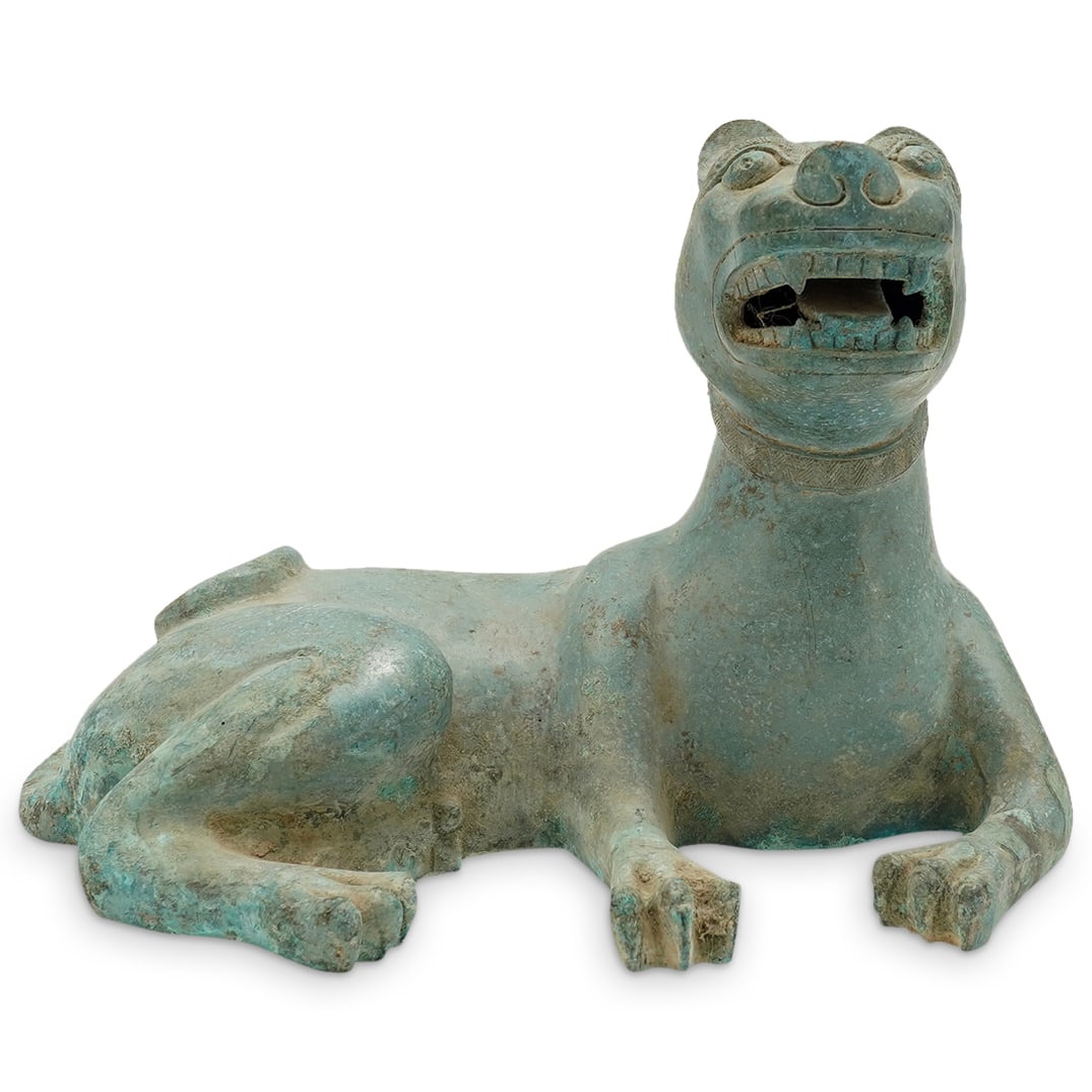 Antique Etruscan Archaic Style Bronze Wolf Hound (1 of 8)