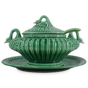 Porta Green Swan Tureen & Under-plate