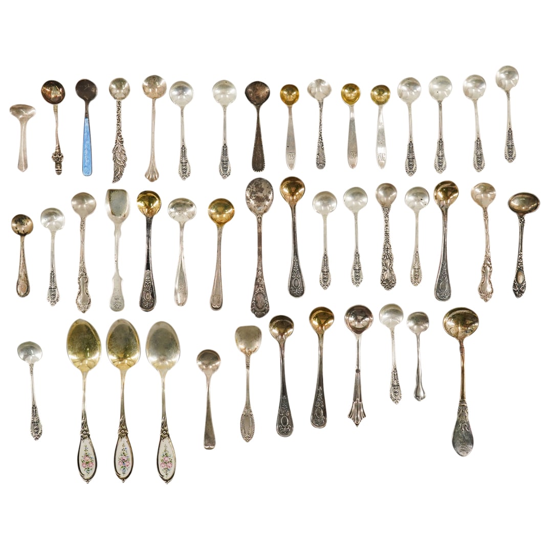 (46 Pc) Silver Salt Cellar Spoons (1 of 11)