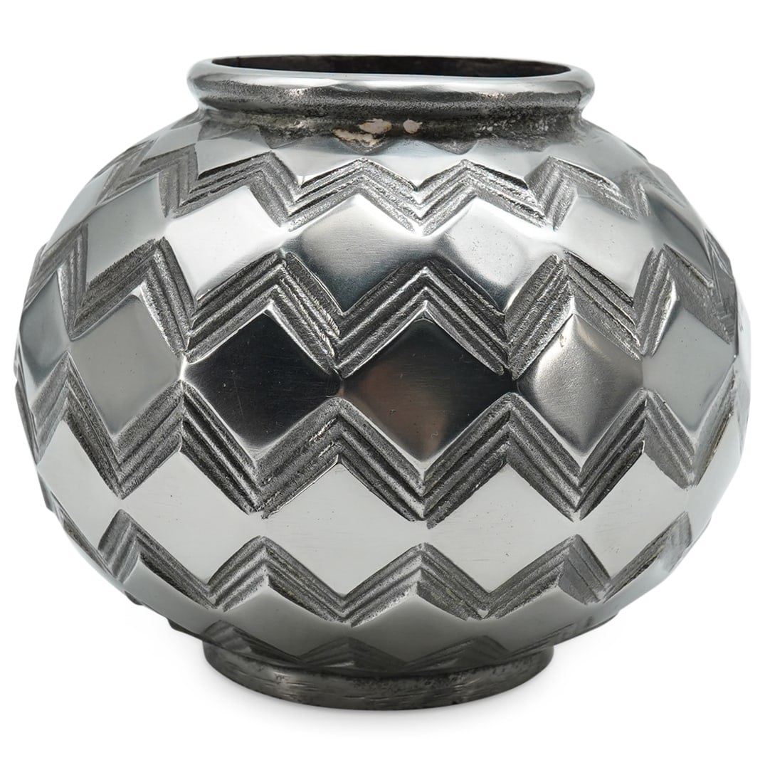 Designer Art Deco Nickel-Plated Iron Vase (1 of 10)