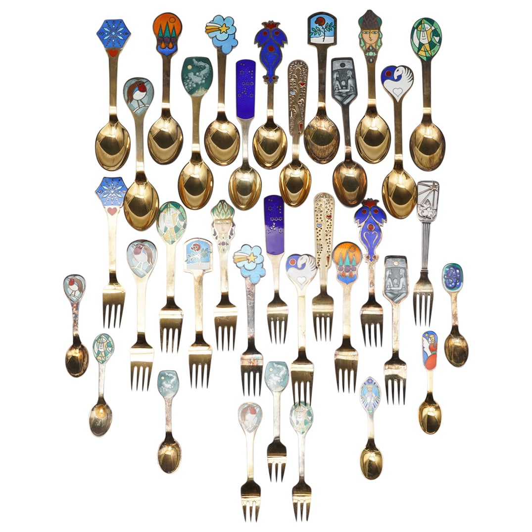 (35 Pc) A. Michelsen Danish Annual Christmas Spoons & Forks (1 of 17)