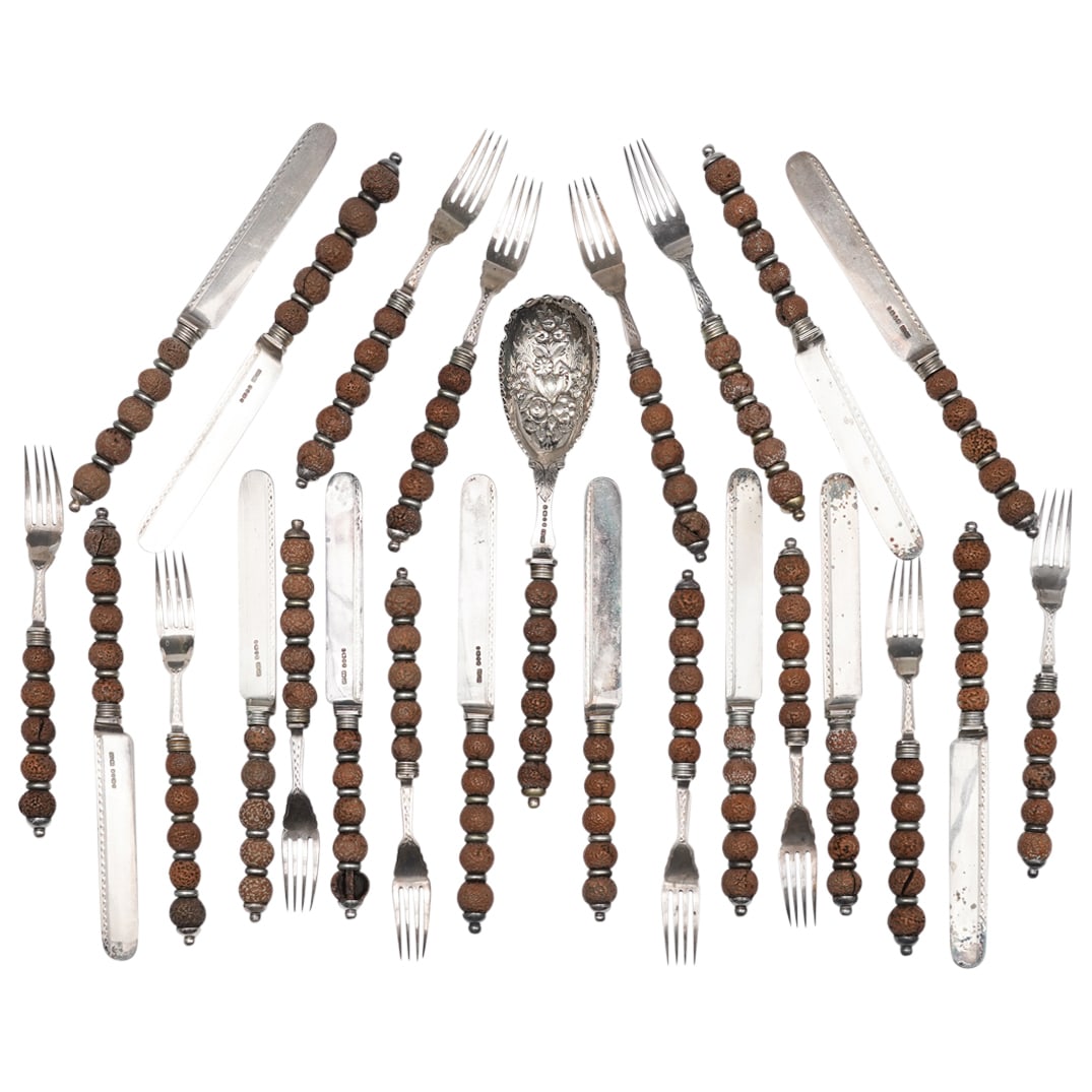 (25Pc) Sheffield English Silver Plated Walnut Fish Set (1 of 13)