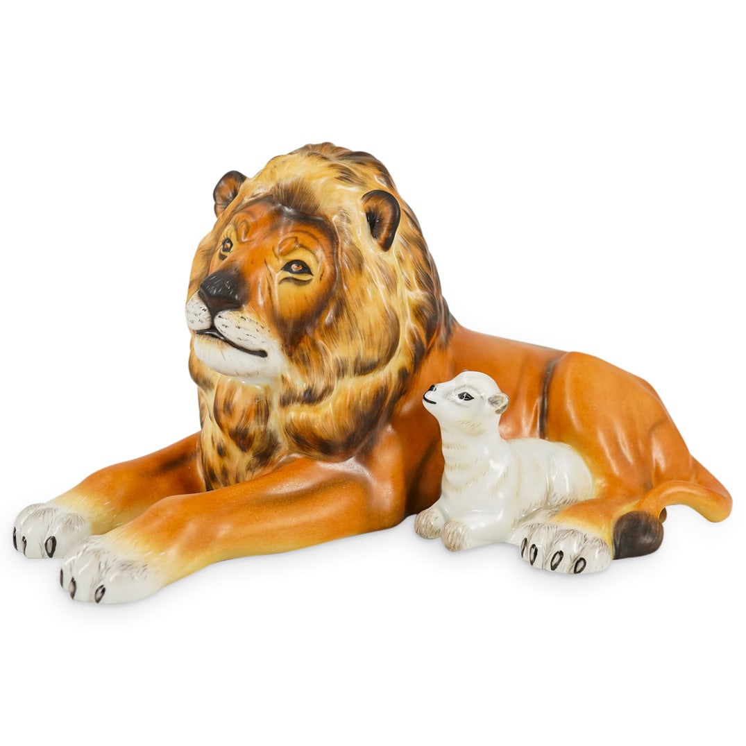 Herend Porcelain "Lion And Lamb" Animal Kingdom Classic Figurine: DESCRIPTION: Herend Porcelain "Lion And Lamb" animal figurine, rom the "Kingdom Classics" series. Style: 15670-2002. In natural color palette. Marked with Herend hallmarks. CIRCA: 2002 ORIGIN: Hungary
