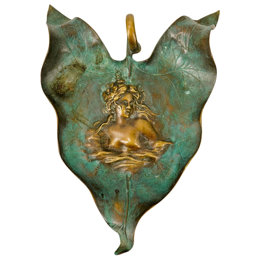 Art Nouveau Figural Bronze Leaf Tray (1 of 5)