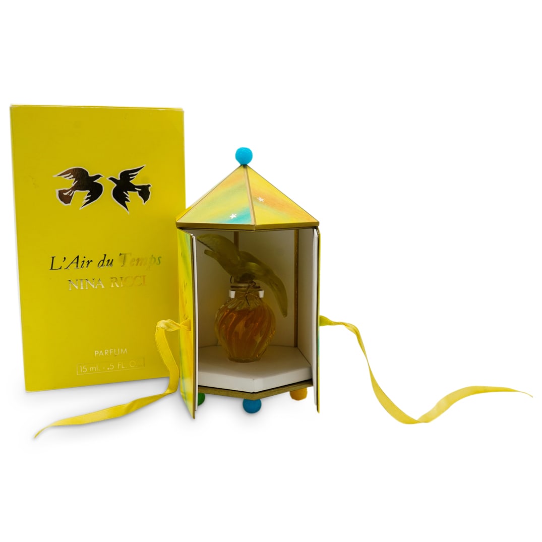 Nina Ricci Lalique L'Air Du Temps Perfume (1 of 12)