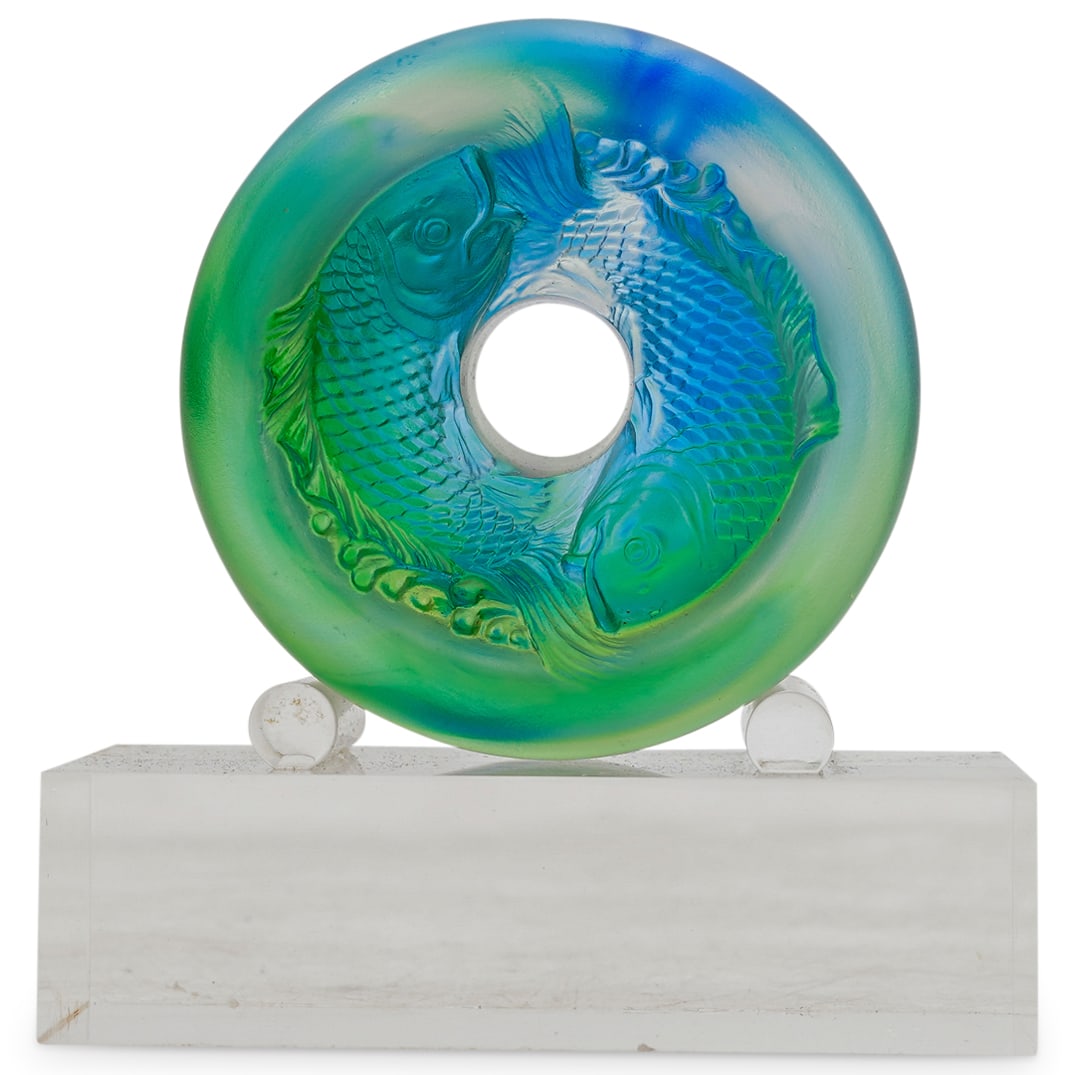Chinese Heinrich Wang Tittot 'Coy Fish' Grand Crystal Paperweight (1 of 4)