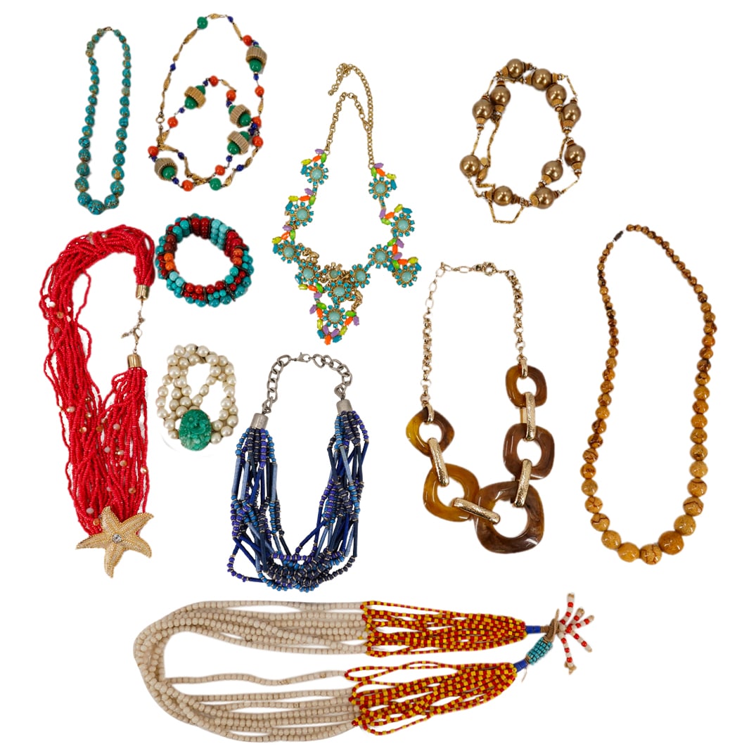 (11 Pc) Assorted Costume Jewelry Grouping Set (1 of 13)