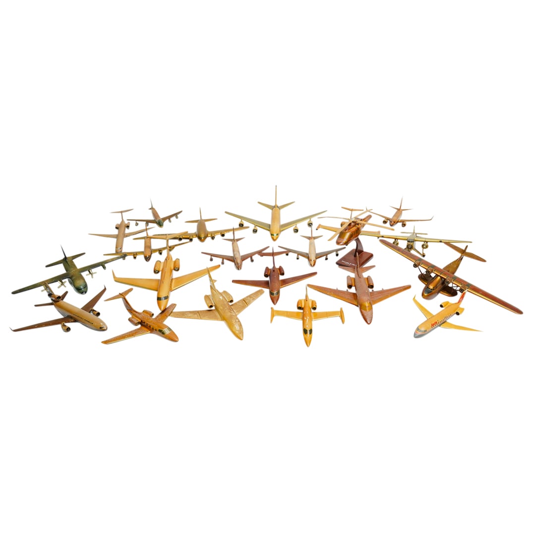 (21 Pc) Vintage Assorted Large Aircraft Model Grouping Collection Set (1 of 20)