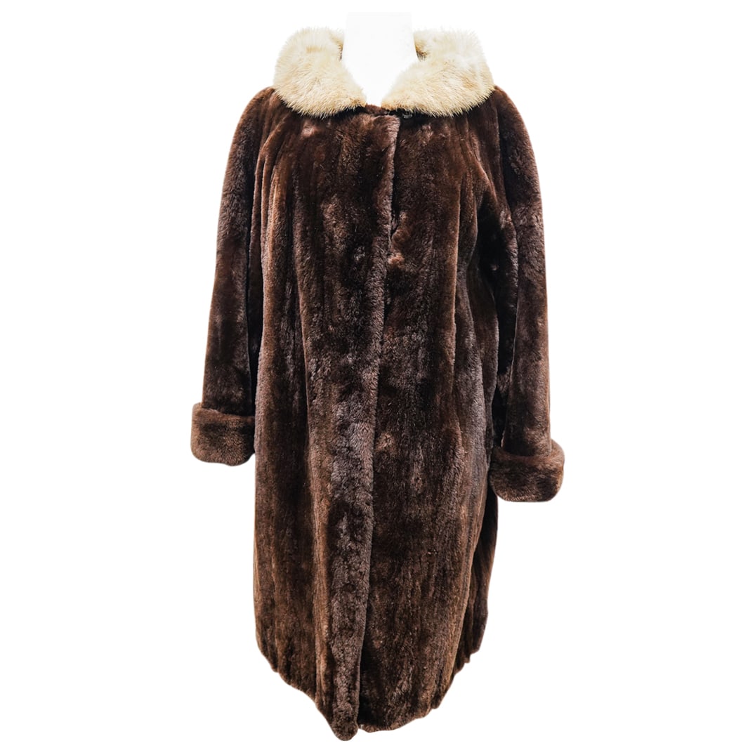 Vintage Nutria Otter Brown Fur Coat (1 of 12)