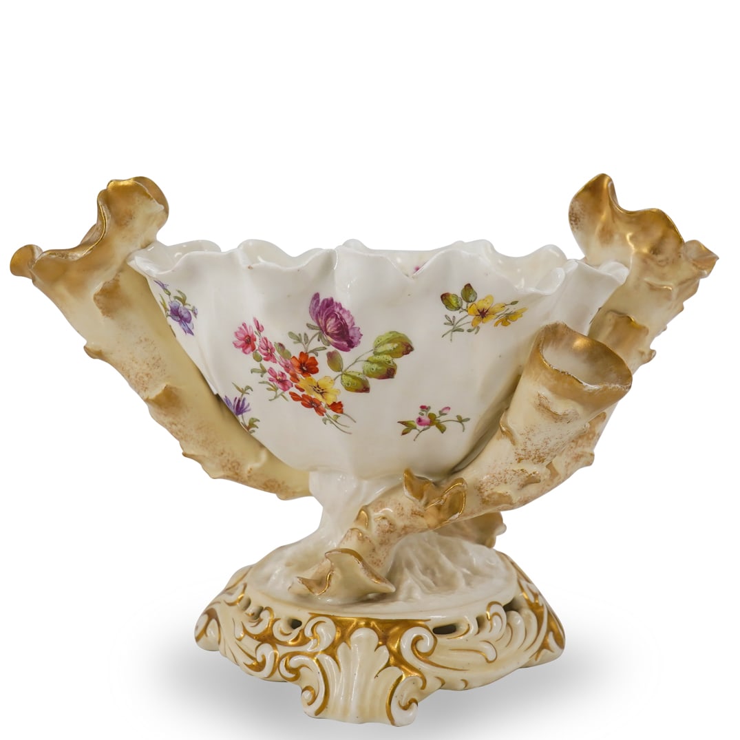 Antique English Moore Bros. Porcelain Bowl Centerpiece: DESCRIPTION: Antique English Moore Bros. Porcelain Bowl Centerpiece. In glazed white porcelain, decorated with polychrome floral motifs, this centerpiece depicts a central footed bowl with scalloped r