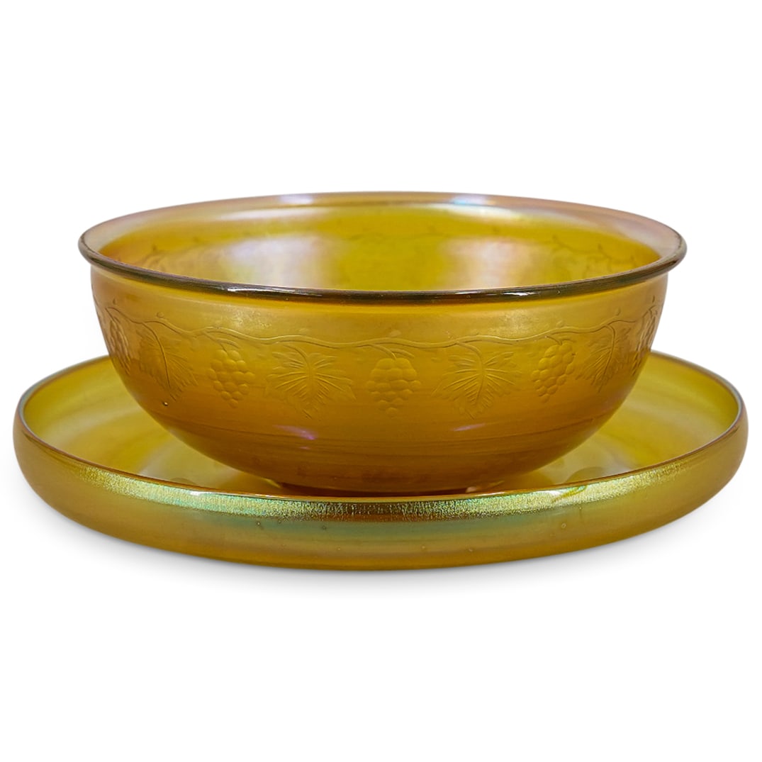 Tiffany Studios Intaglio Cut Favrile Glass Bowl & Underplate (1 of 13)