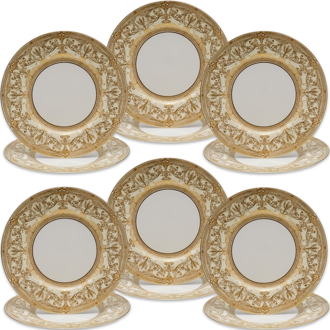 (12 Pc) English Royal Worcester "Harewood" Porcelain Dinner Plates (1 of 6)