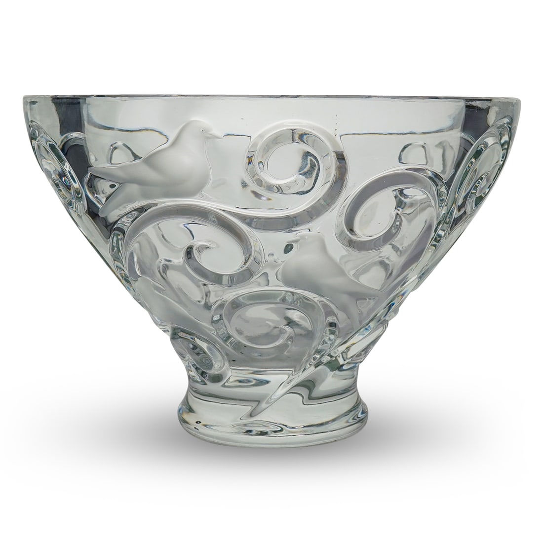 Large Lalique Crystal "Verona" Centerpiece Bowl (1 of 6)