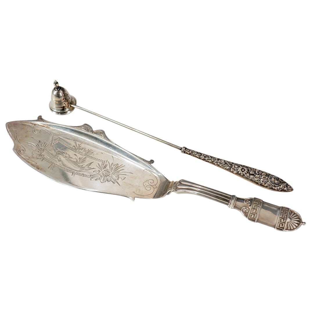 (2 Pc) American Silver Fish Server And Candle Snuffer (1 of 14)