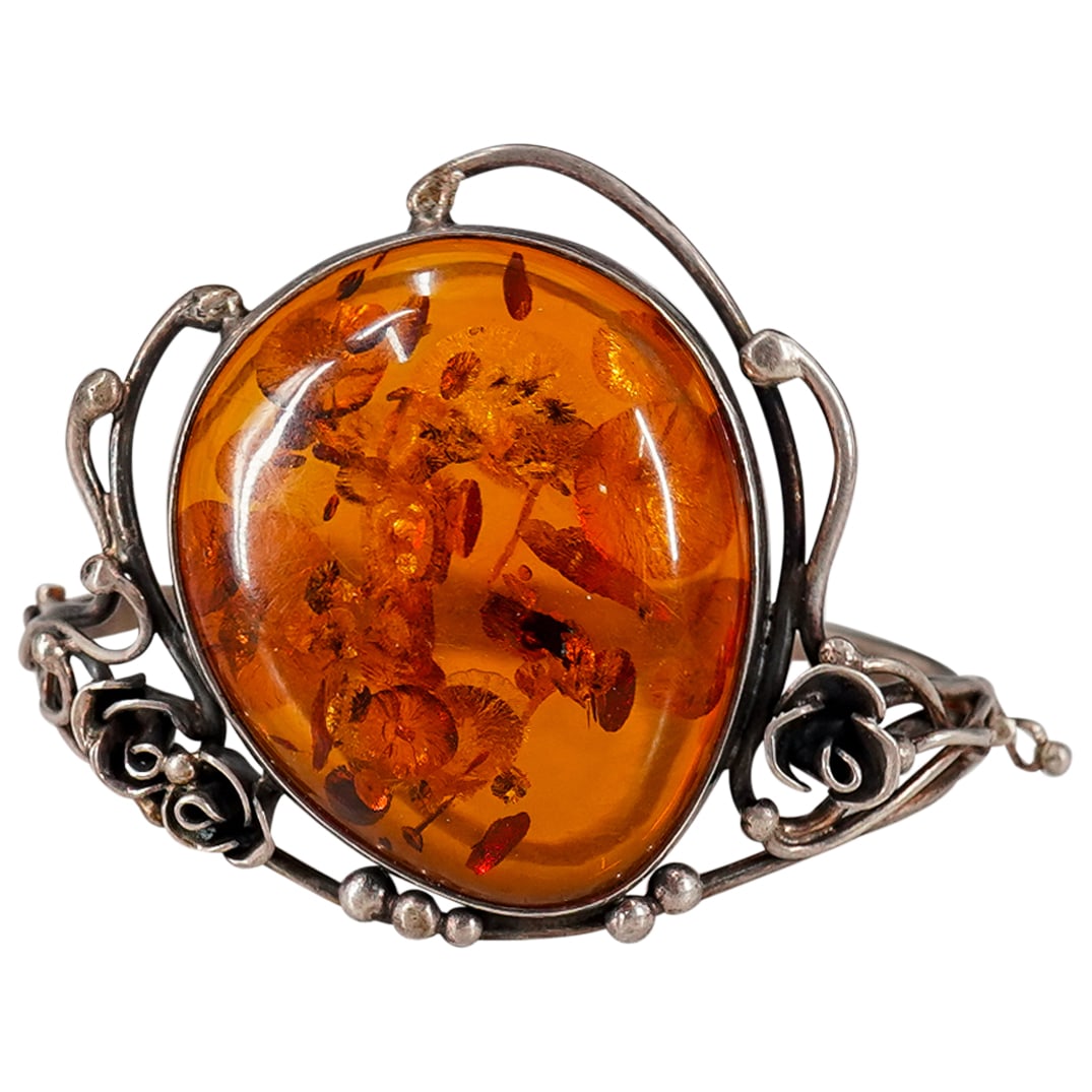 Silver & Baltic Amber Bracelet (1 of 7)