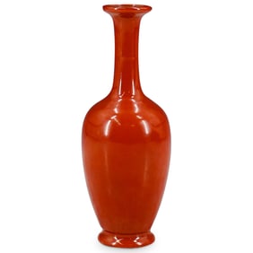 Chinese Qianlong Dynasty Red Bottle Porcelain Vase