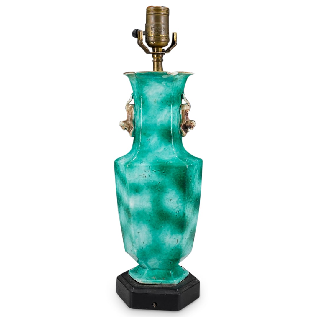 Chinese Porcelain Vase Table Lamp (1 of 6)