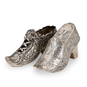 (2 Pc) Antique Silver Repousse Snuff Shoe Boxes