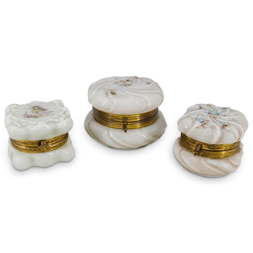 (3 Pc) Antique Wave Crest Glass Dresser Boxes Grouping (1 of 12)
