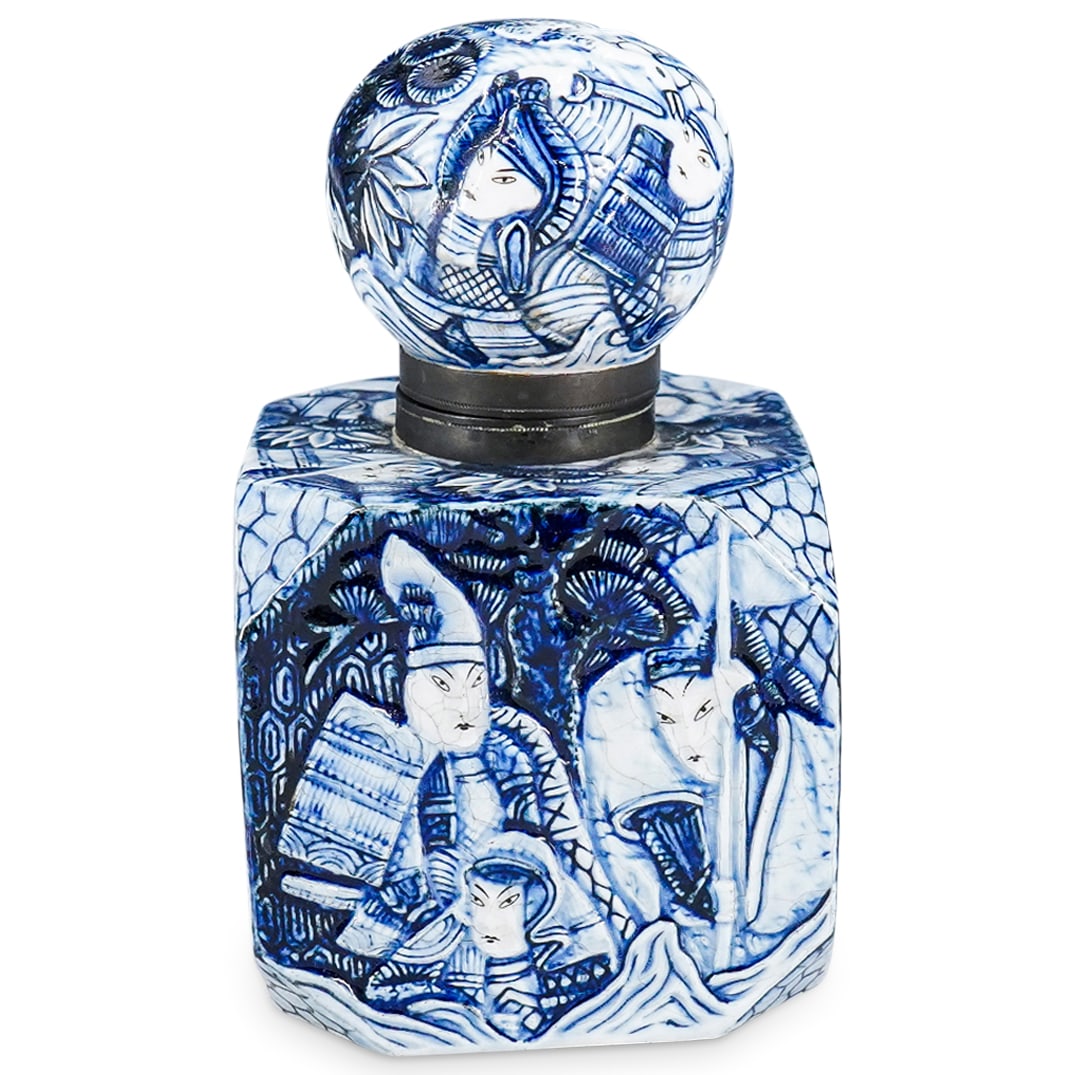 Royal Worcester Blue & White Porcelain Inkwell (1 of 8)