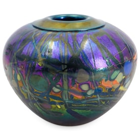 Jim Norton (Canadian, 1957-2016) Iridescent Art Glass Vase
