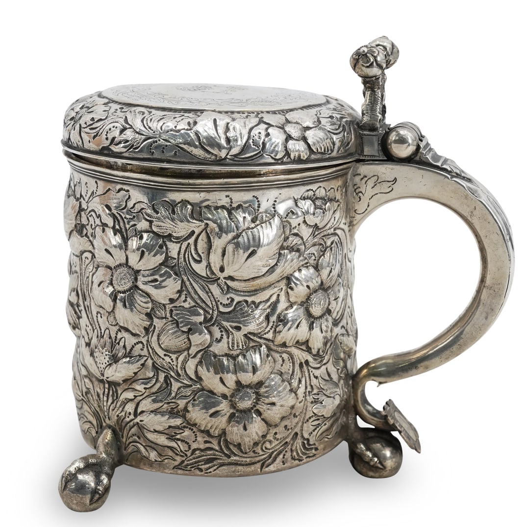 17th C. Silver Lidded Tankard (1680) (1 of 8)