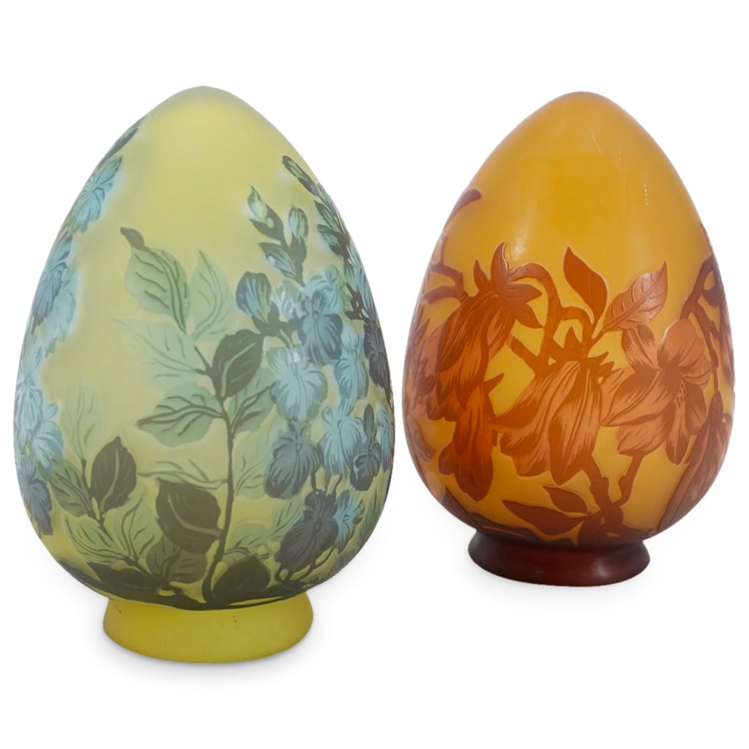 (2 Pc) Galle Cameo Glass Lamp Shades (1 of 8)