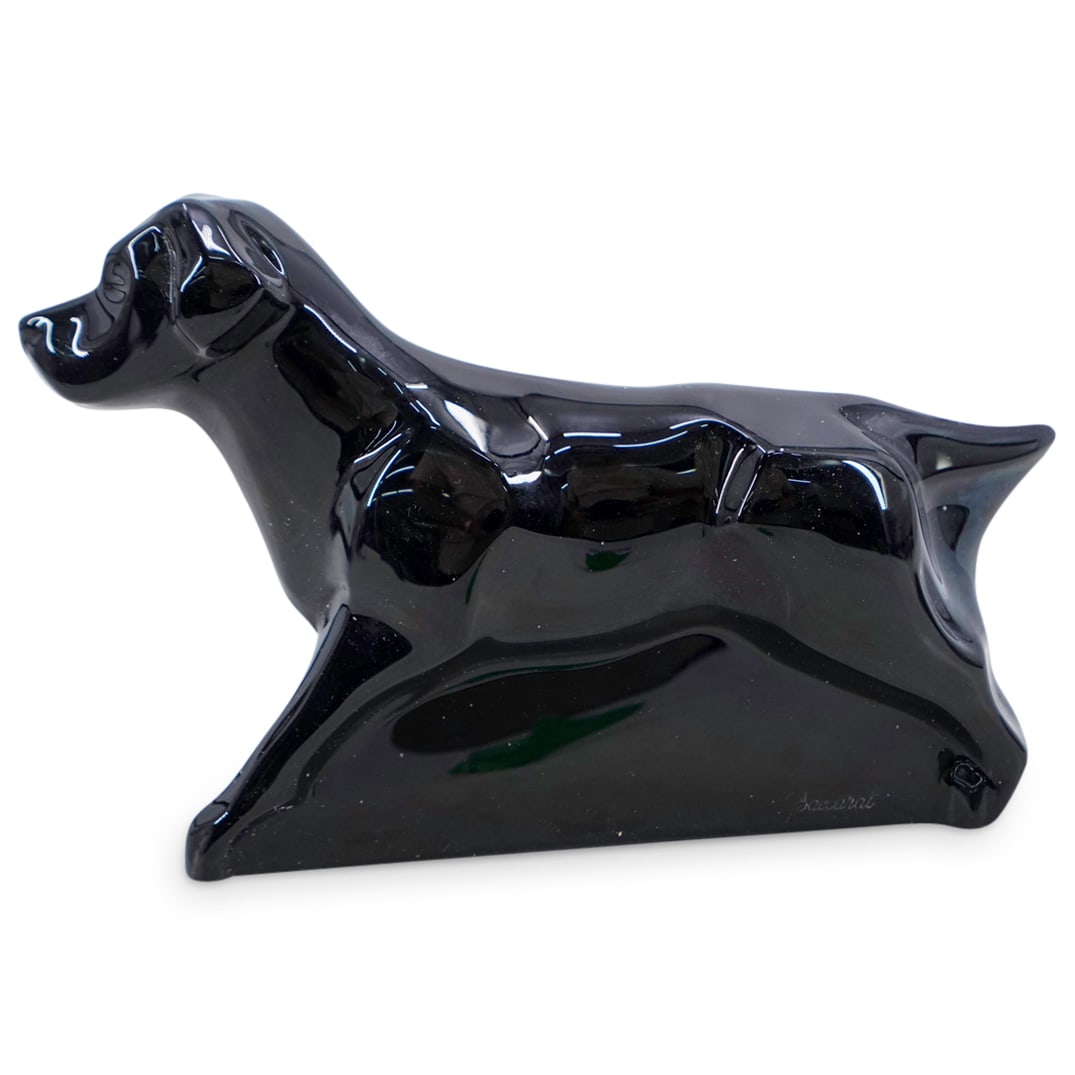 Baccarat Black Crystal 'Labrador' Figurine: DESCRIPTION: Baccarat Black Crystal 'Labrador' Figurine. Style: 769463. Marked with Baccarat hallmark on the underside. CIRCA: 20th Century ORIGIN: France DIMENSIONS: Height: 5" CONDITION: Good condit
