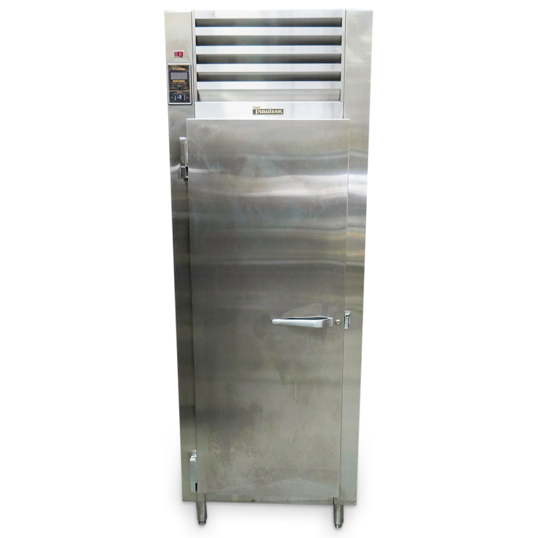 Traulsen Digitraul Commercial Refrigerator (1 of 17)