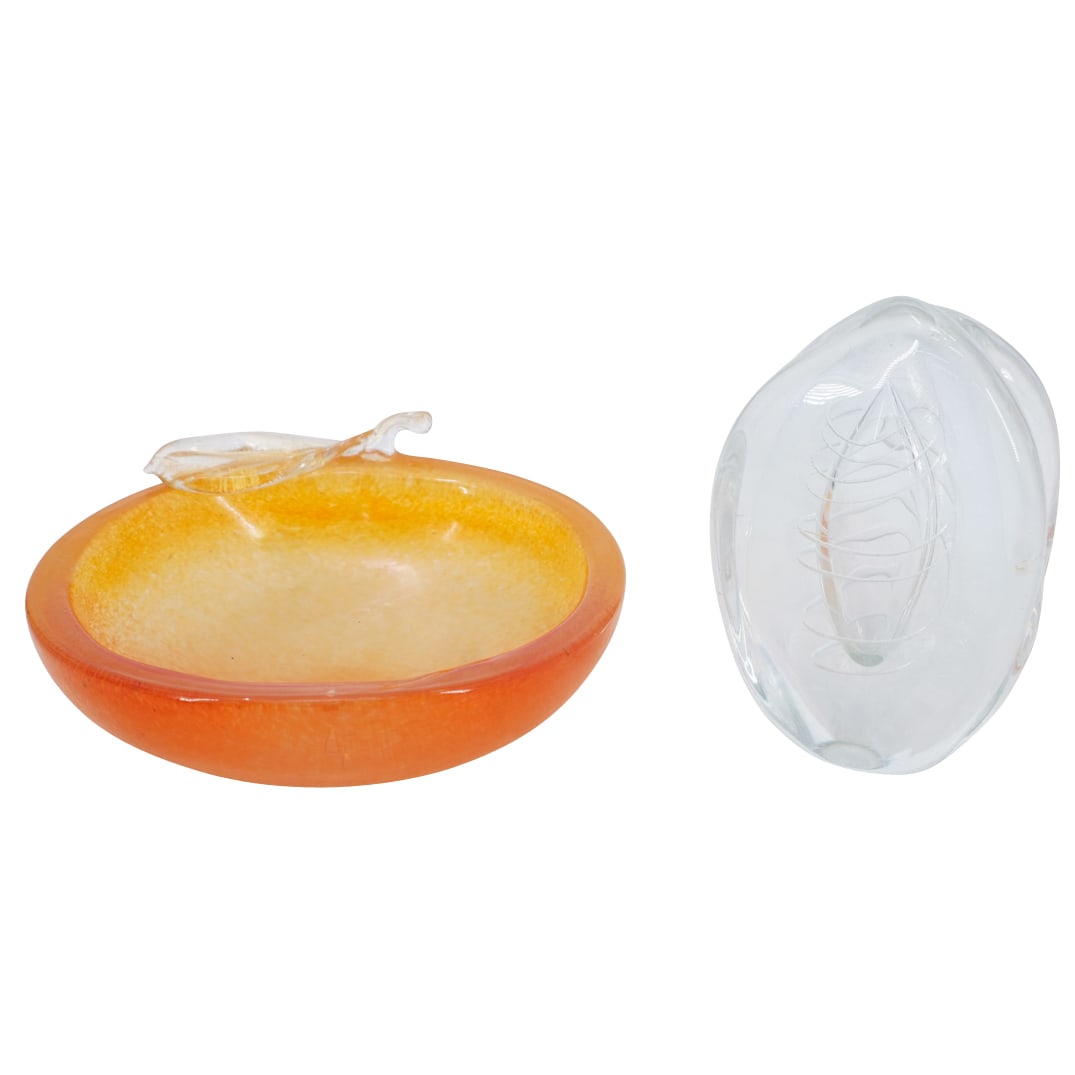 (2 Pc) Vintage Art Glass Grouping (1 of 6)